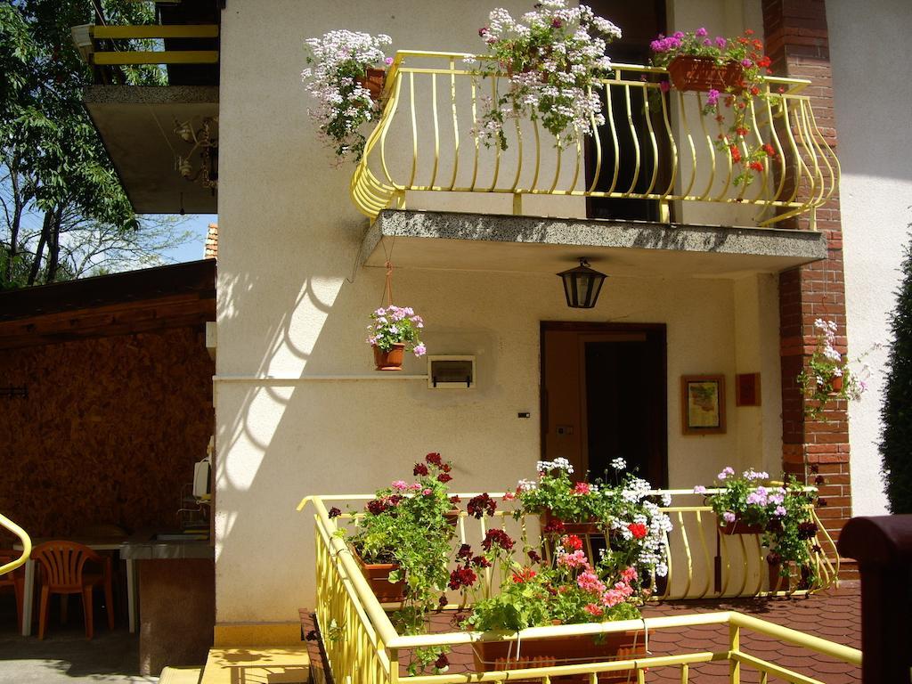 Guest House Rusalka Shipkovo  Esterno foto